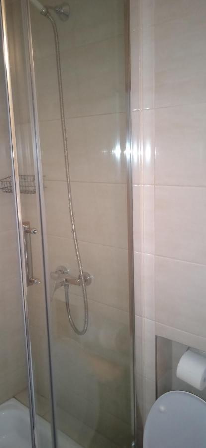 Hotel Krokus Kamienna Gora Esterno foto